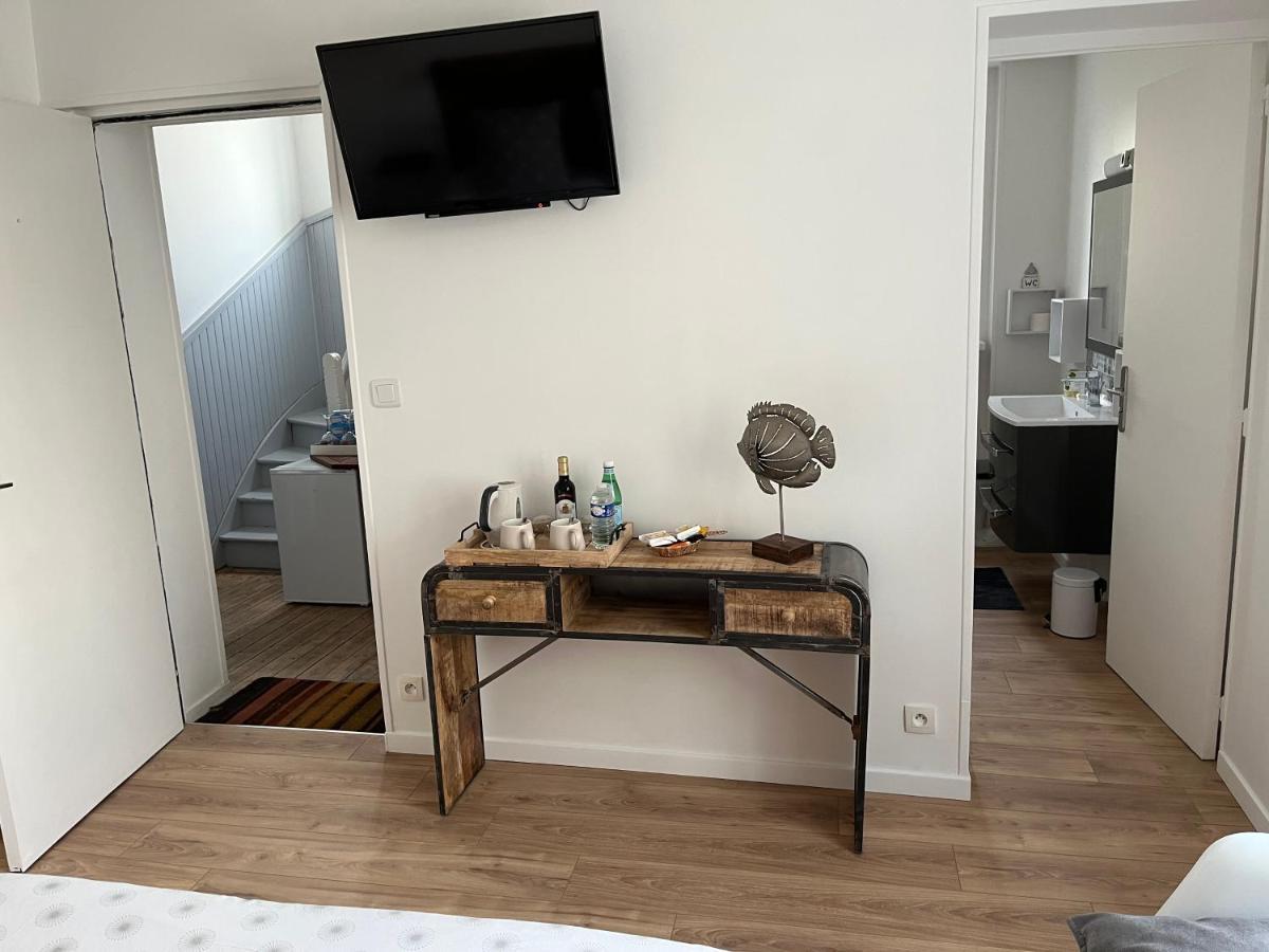 Villa Tremail - La Plage Au Pied De Votre Chambre วีเมอเรอ ภายนอก รูปภาพ