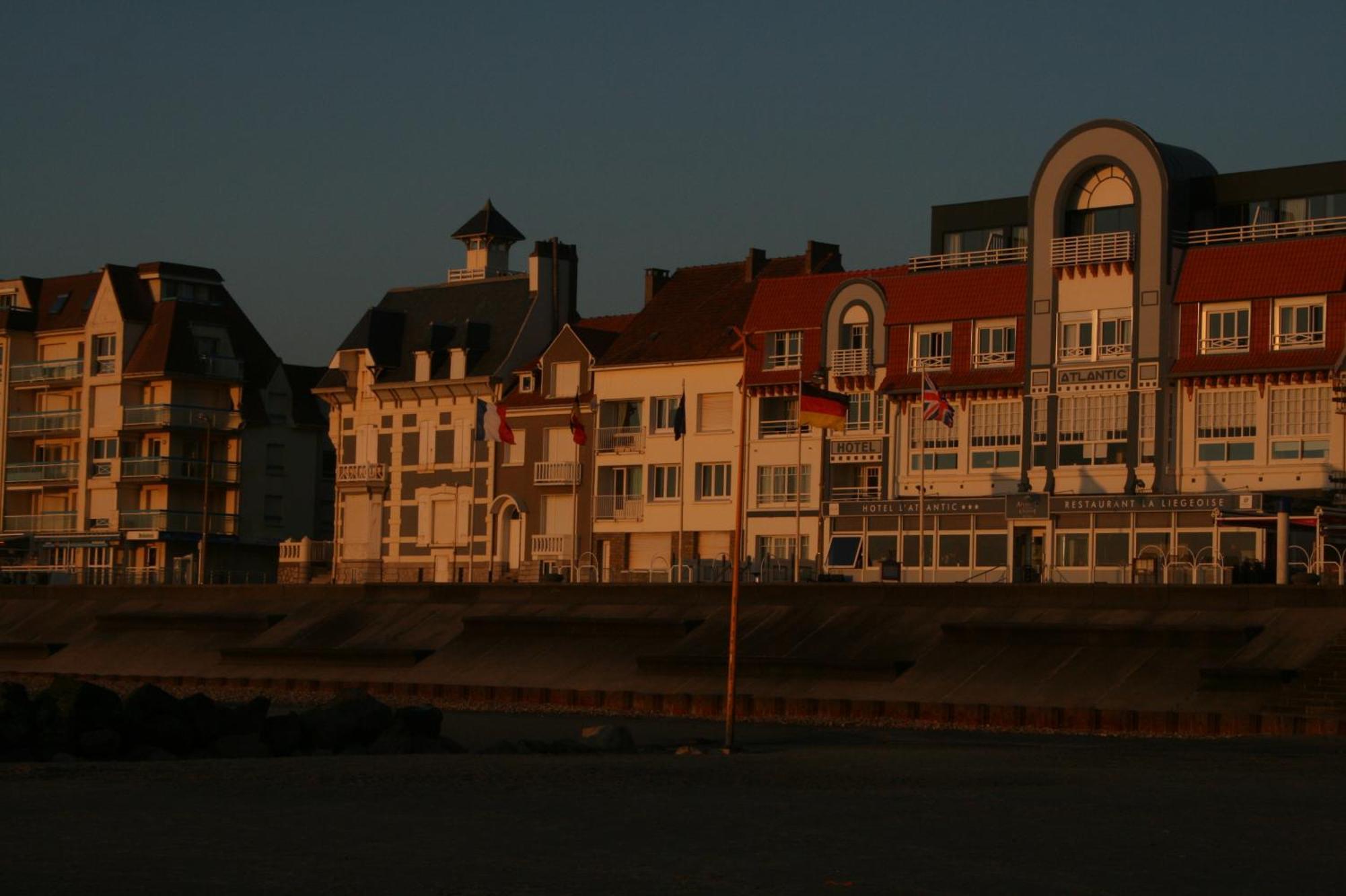Villa Tremail - La Plage Au Pied De Votre Chambre วีเมอเรอ ภายนอก รูปภาพ